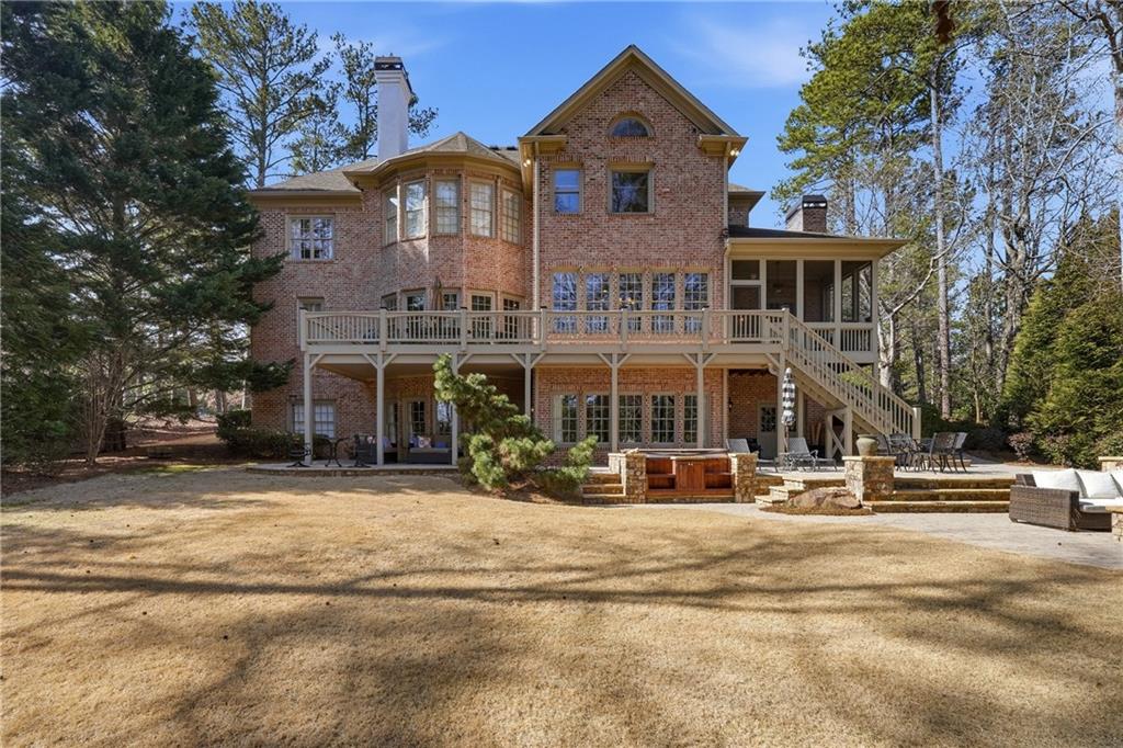 5430 Laurel Oak Drive