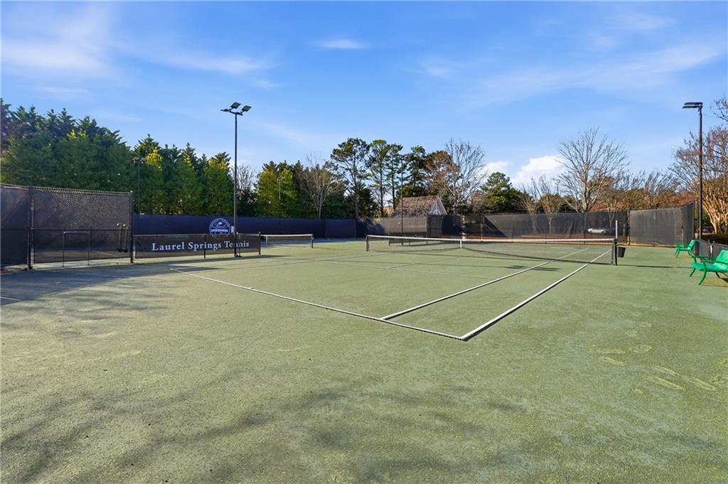 5430 Laurel Oak Drive