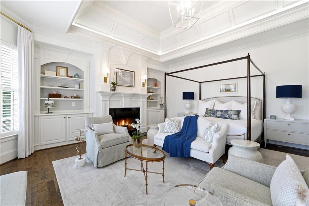 5430 Laurel Oak Drive