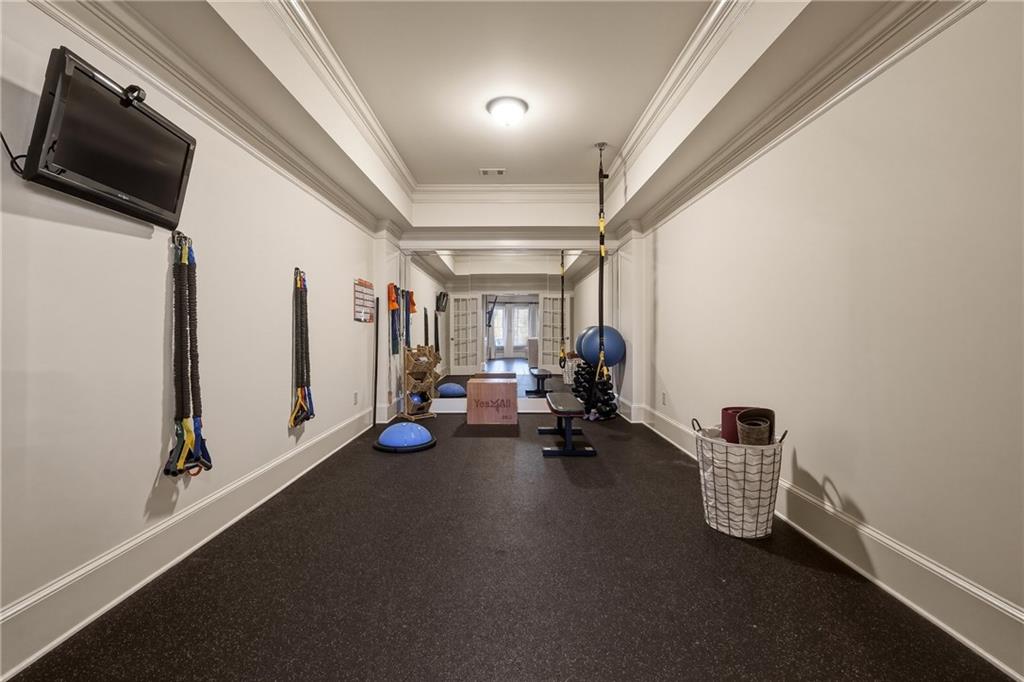 5430 Laurel Oak Drive