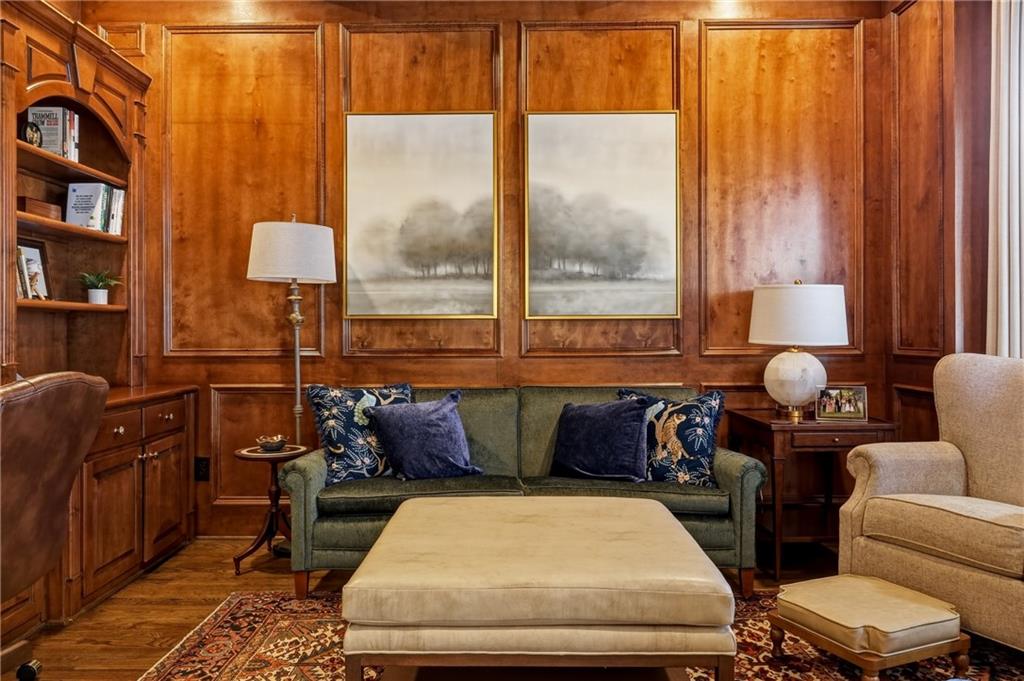 5430 Laurel Oak Drive