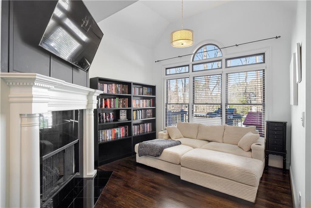 4812 Registry Drive NW