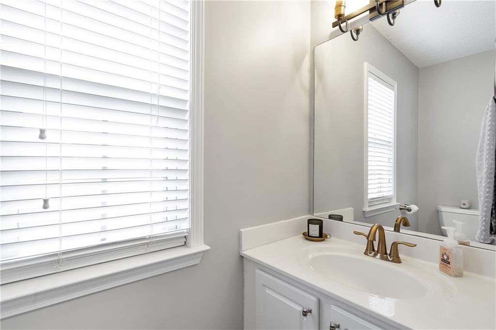576 Ashland Parkway