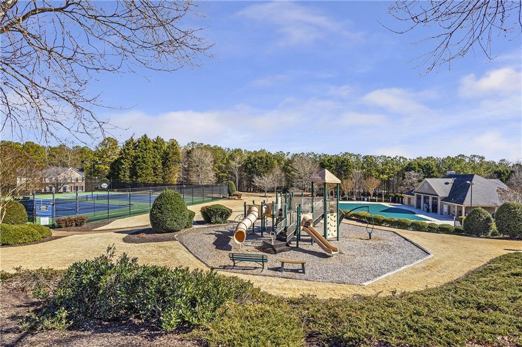 576 Ashland Parkway