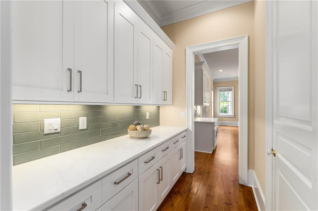 3786 Turnberry Court