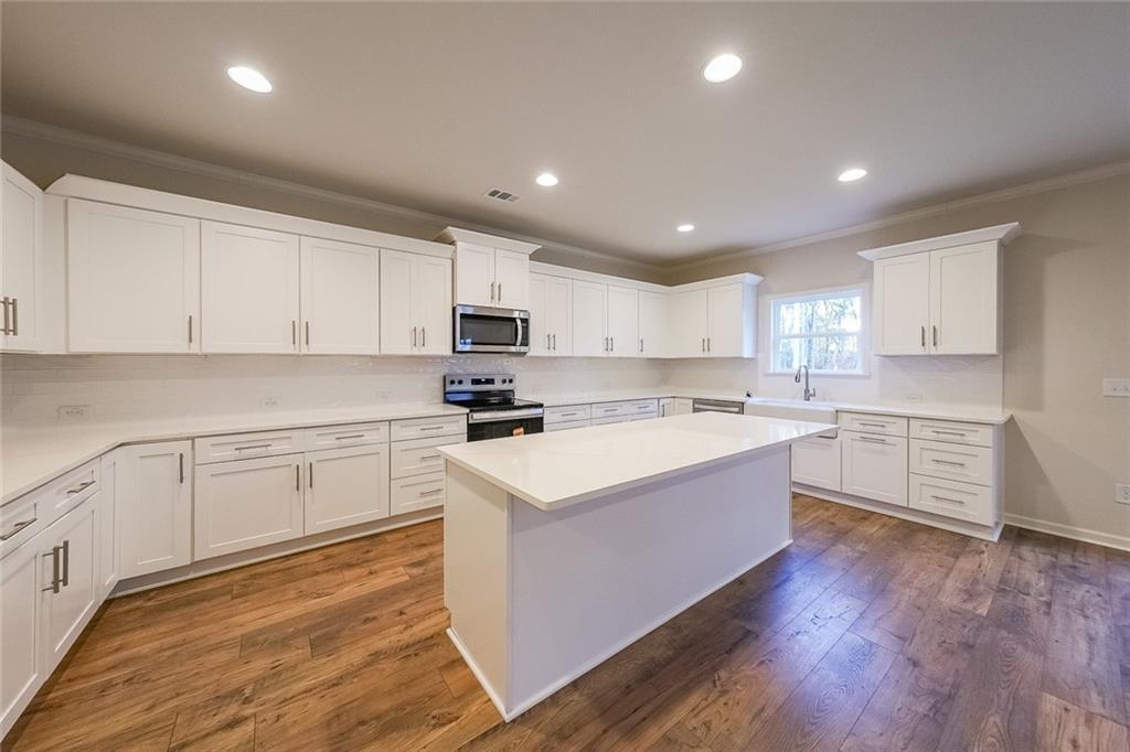 335 Grey Swan Way