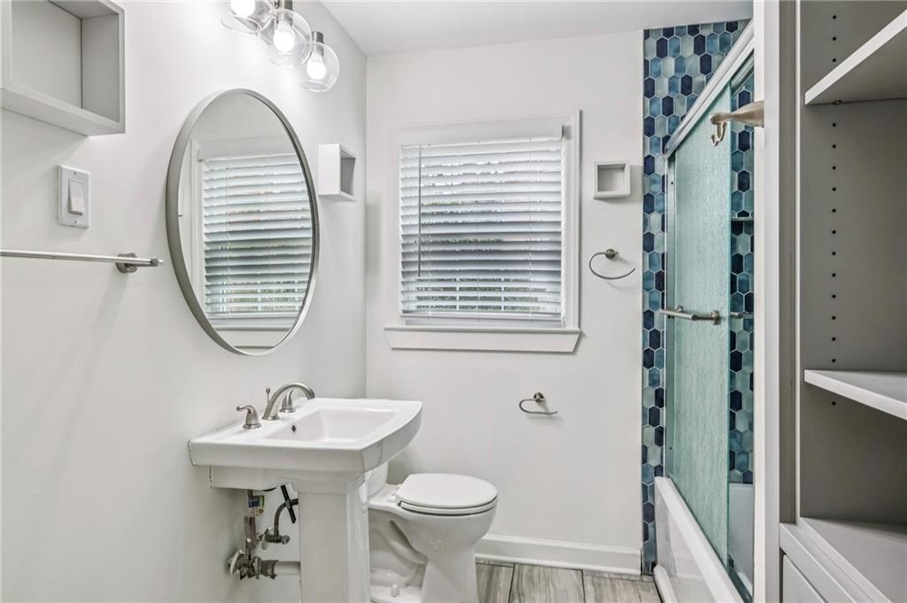 364 W Parkwood Road