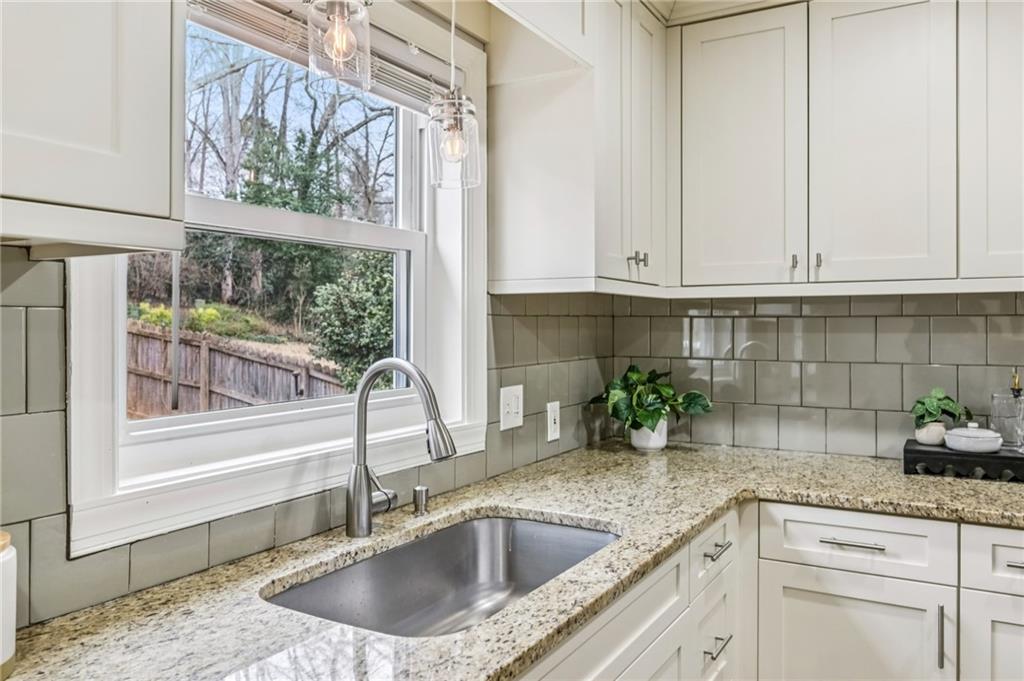 364 W Parkwood Road