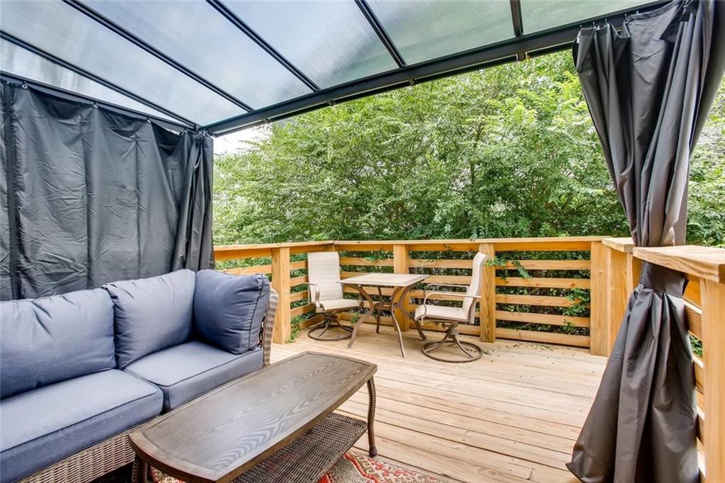 655 Mcgruder Street NE