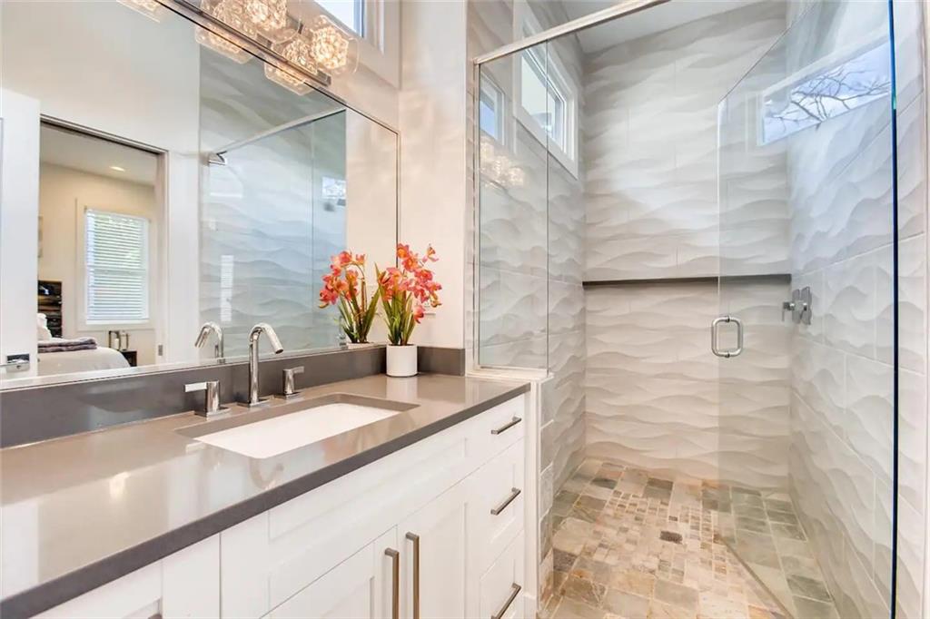 655 Mcgruder Street NE