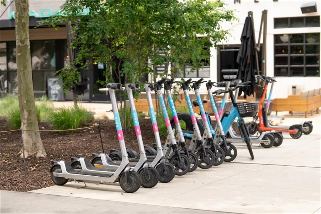 655 Mcgruder Street NE