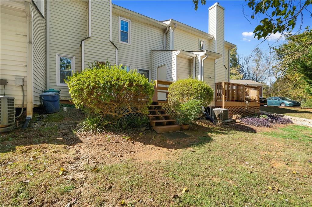 273 Shaded Oaks Lane SE