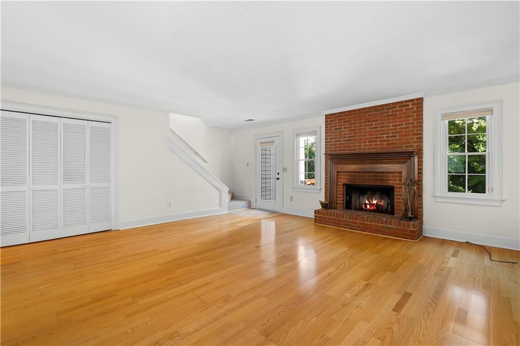 273 Shaded Oaks Lane SE