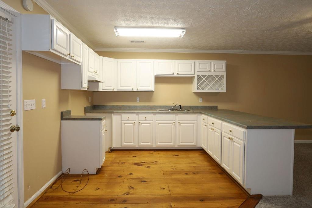275 Roberts Road