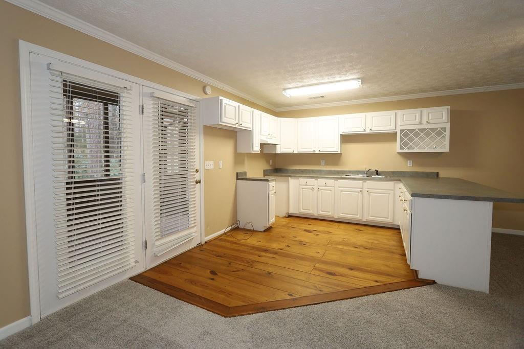 275 Roberts Road