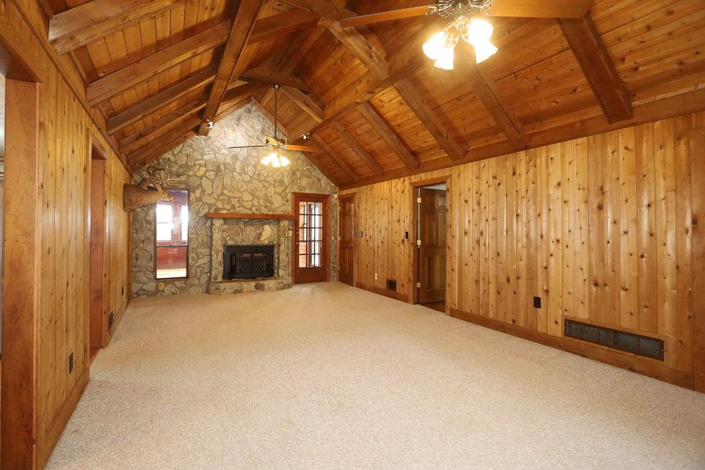 275 Roberts Road