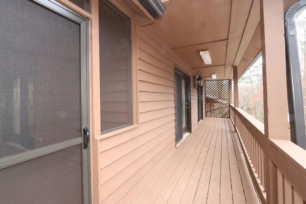 275 Roberts Road