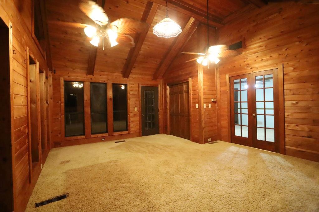 275 Roberts Road
