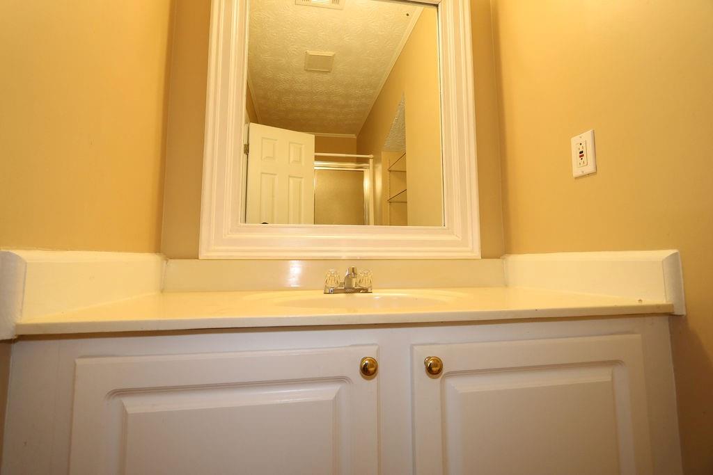 275 Roberts Road