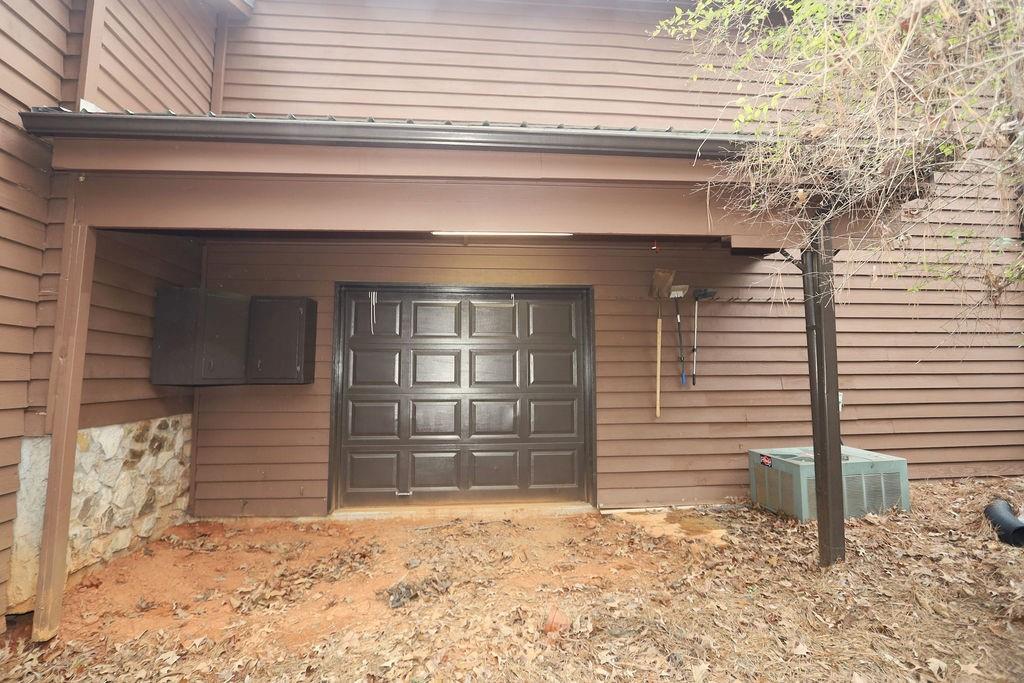 275 Roberts Road