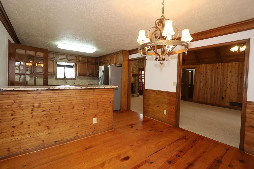 275 Roberts Road
