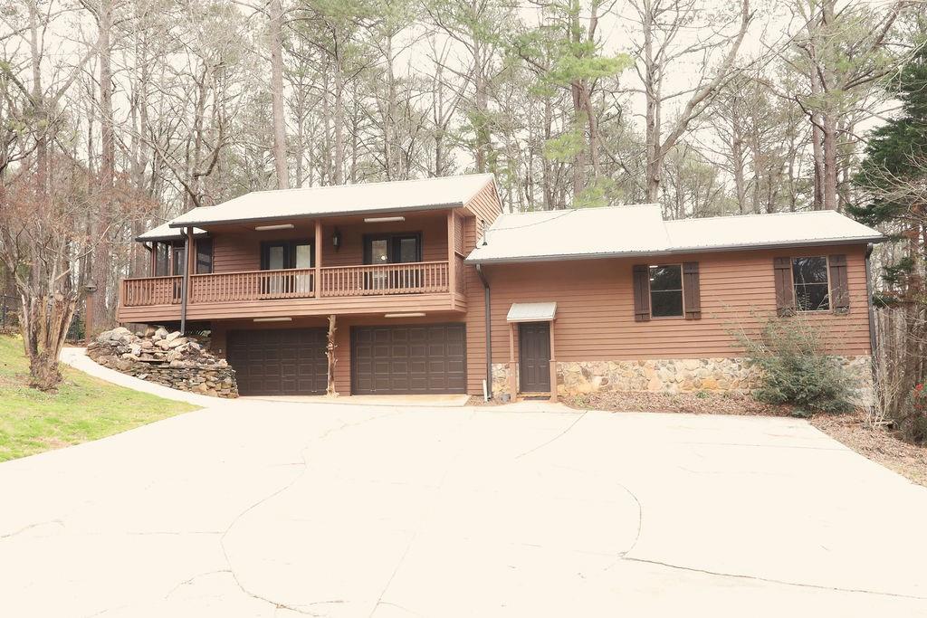275 Roberts Road