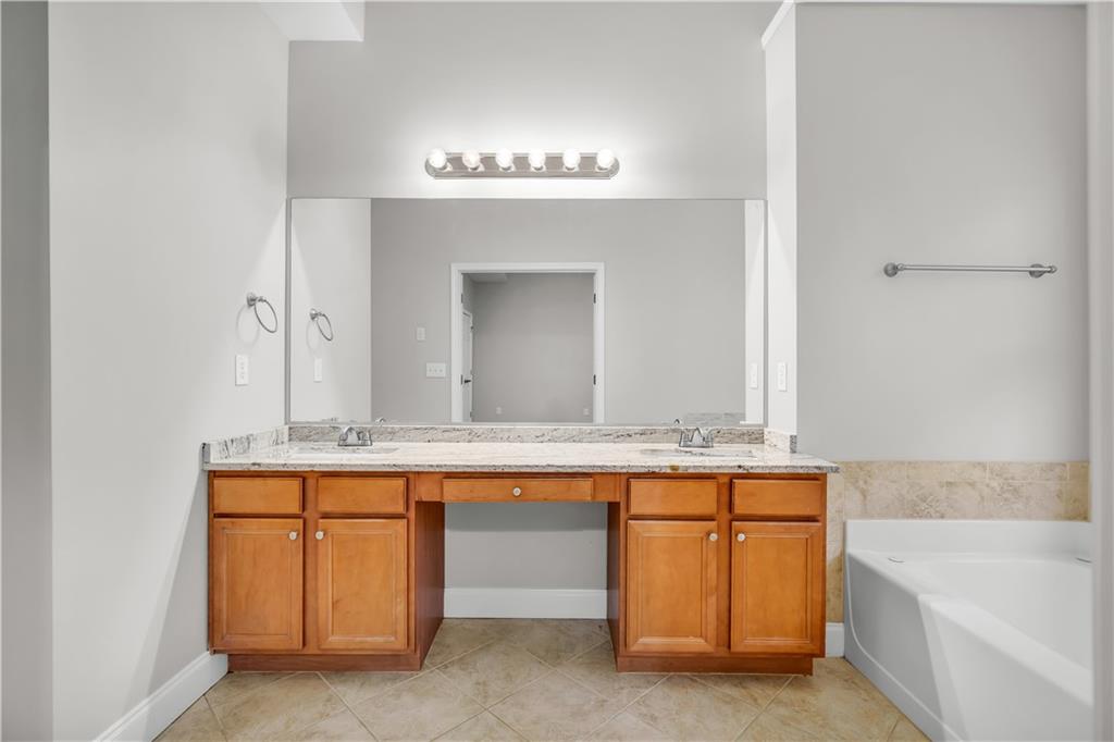 2890 Brandl Cove Court Unit 5