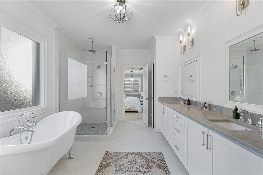 2990 Surrey Lane