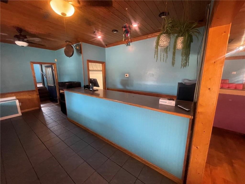 406 N Piedmont Avenue