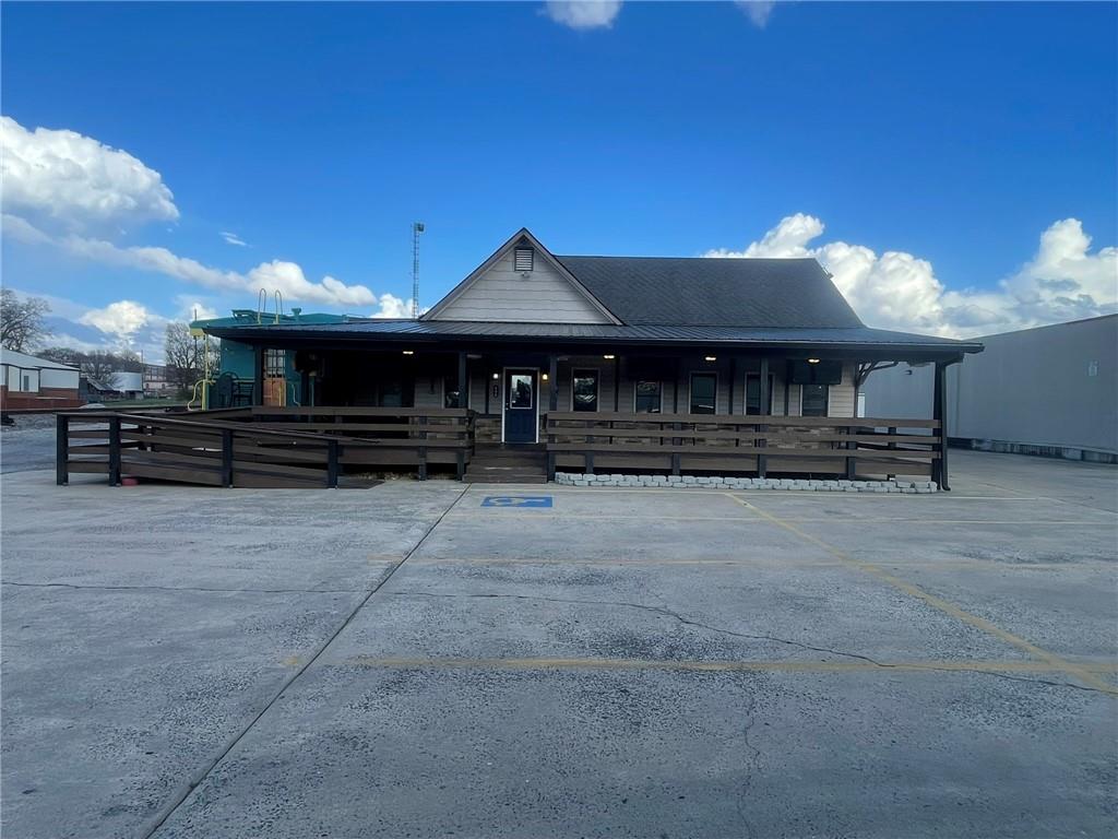 406 N Piedmont Avenue