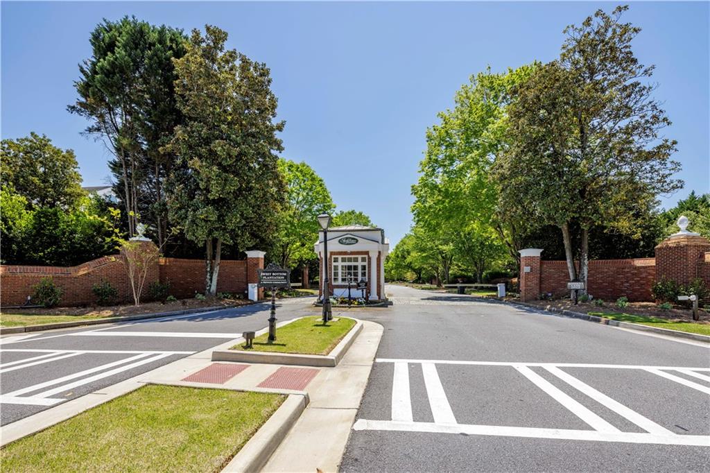 3866 Turnberry Court