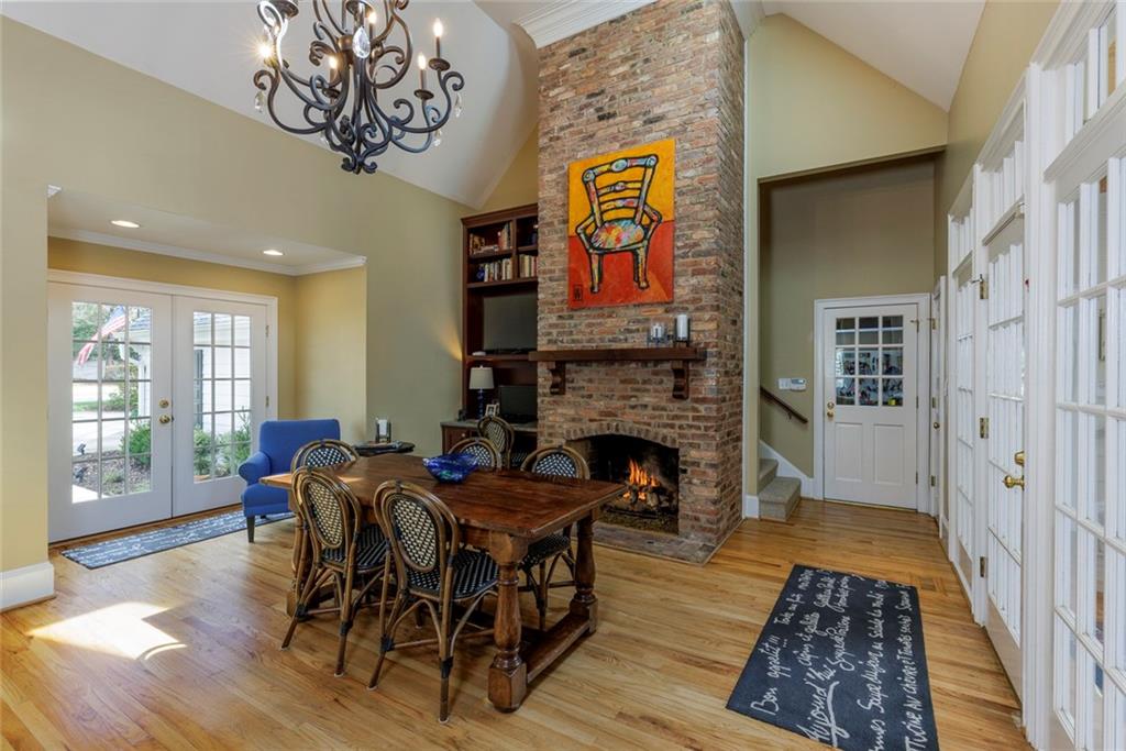 3866 Turnberry Court