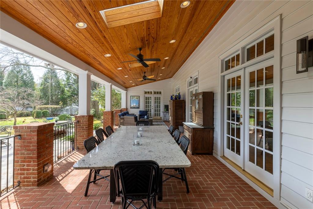 3866 Turnberry Court