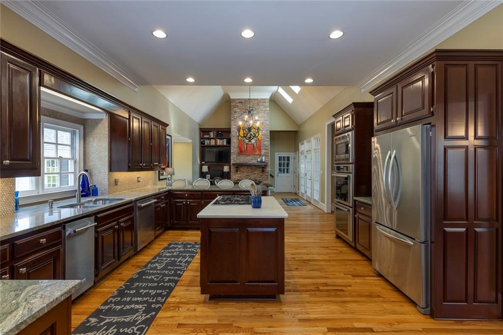 3866 Turnberry Court