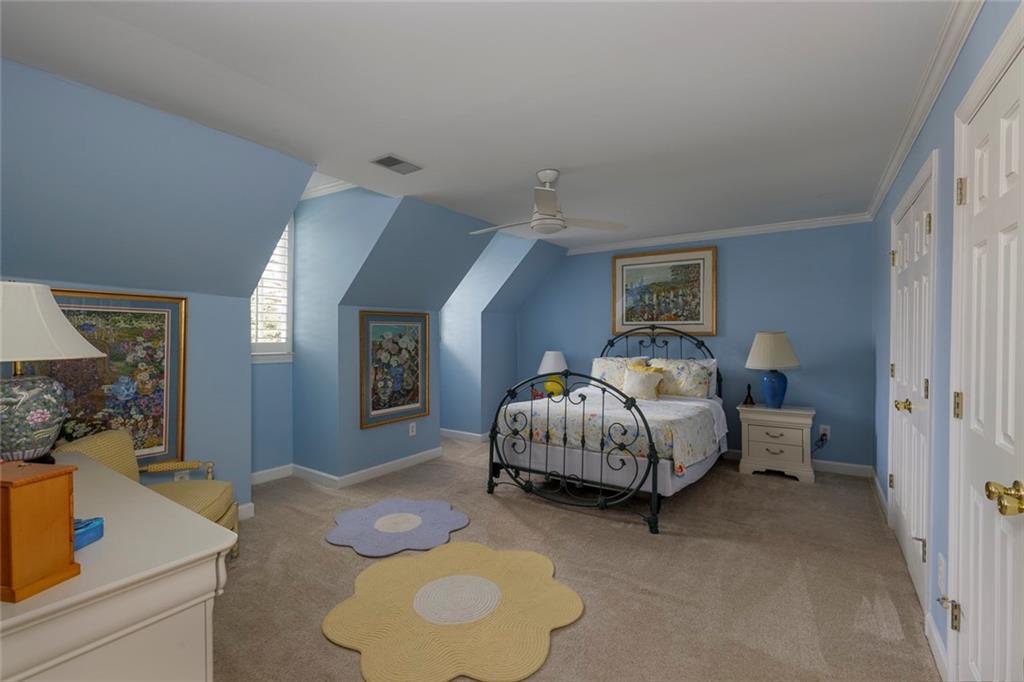 3866 Turnberry Court