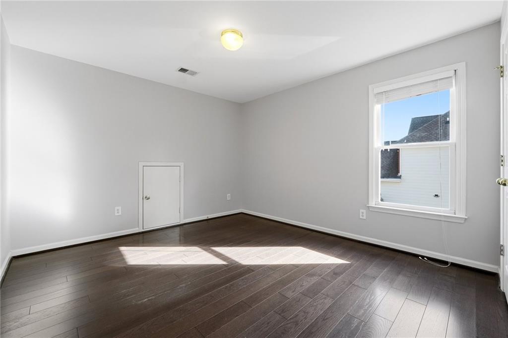 5020 Jonquilla Drive