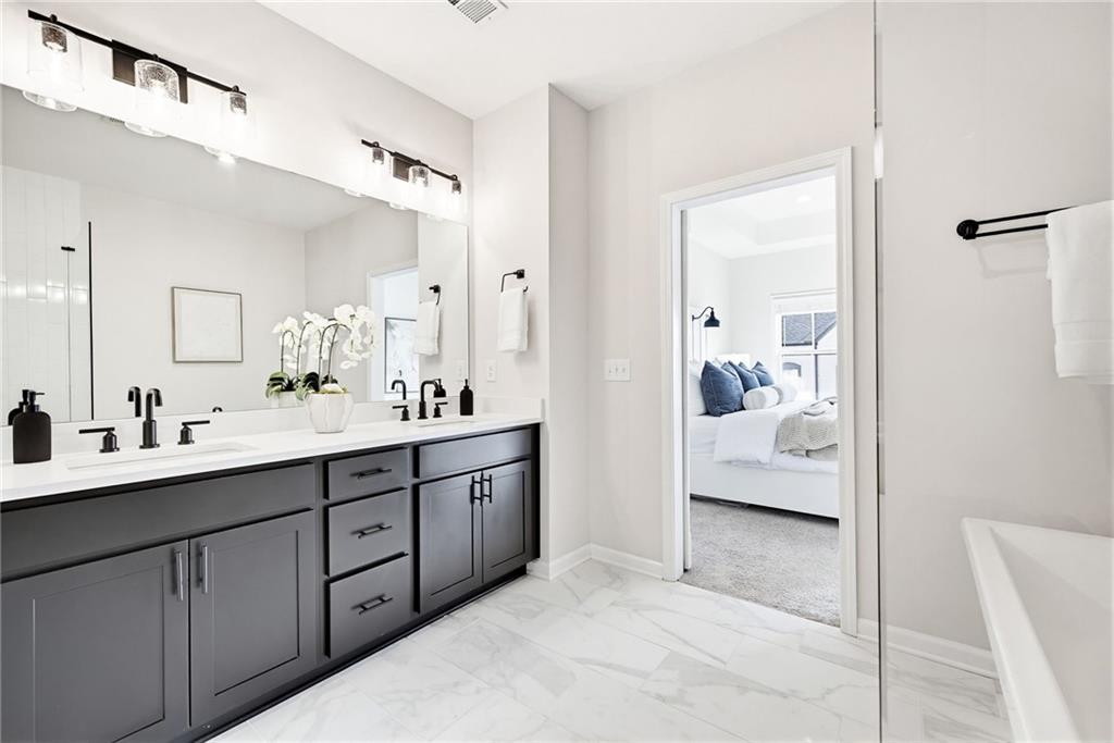 6710 Pippin Walk