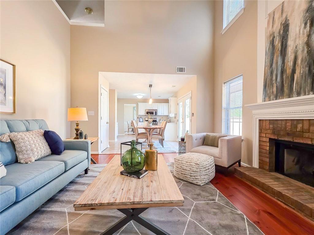 1010 Hidden Pond Lane