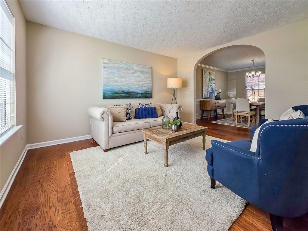 1010 Hidden Pond Lane