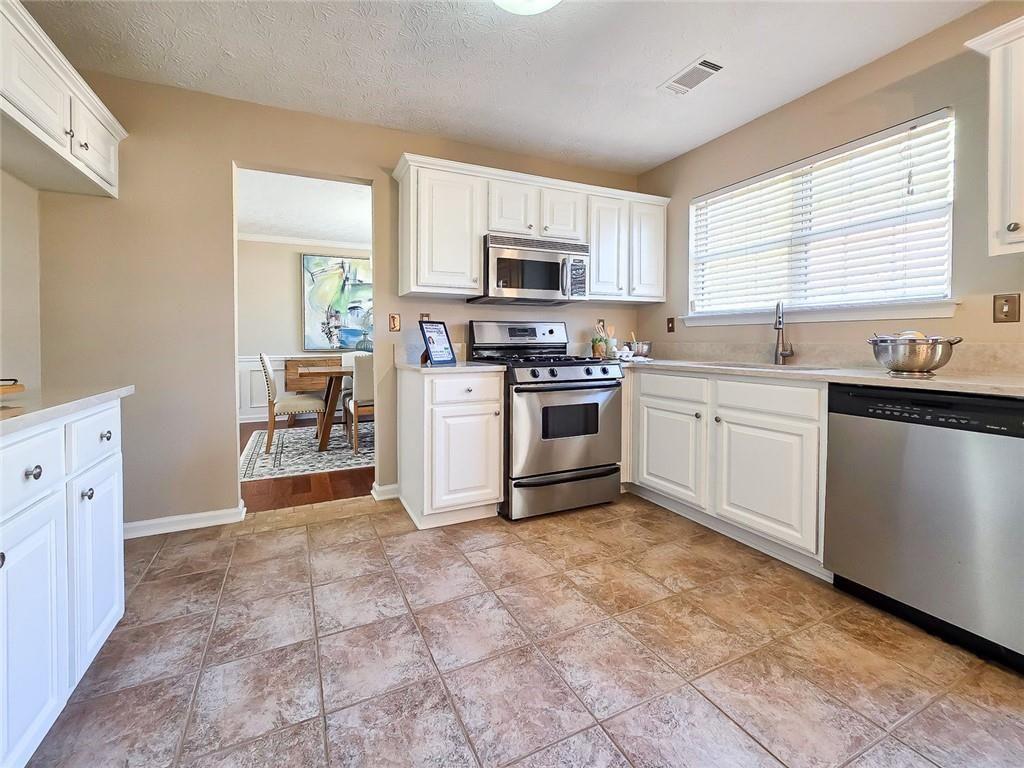 1010 Hidden Pond Lane