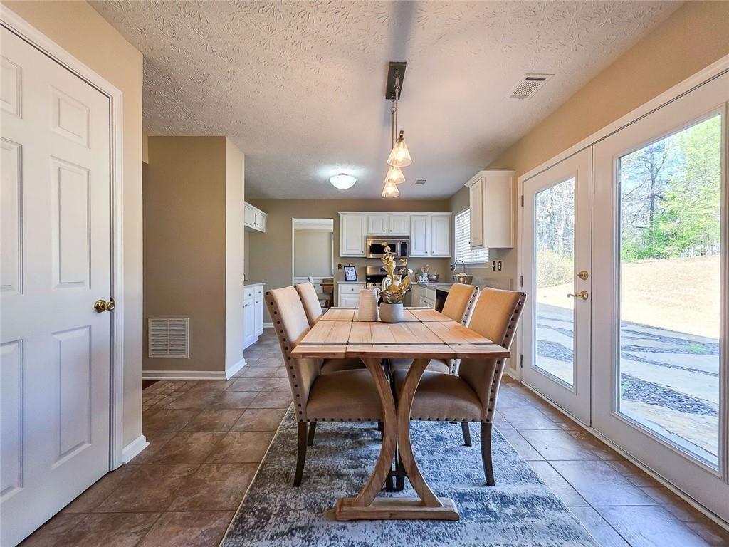 1010 Hidden Pond Lane