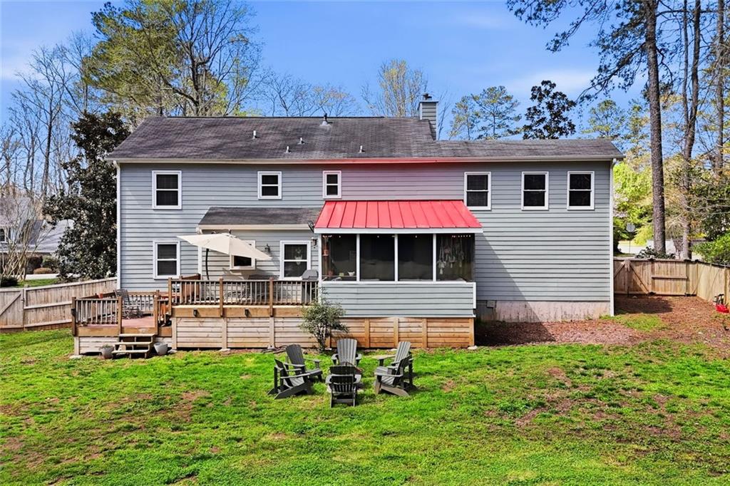 4922 Willow Creek Drive