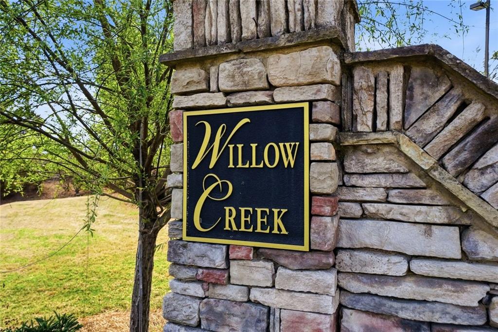 4922 Willow Creek Drive