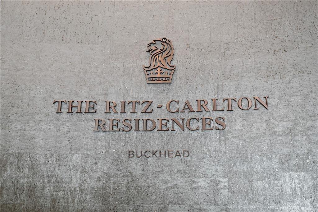 3630 Peachtree Road NE Unit 1809