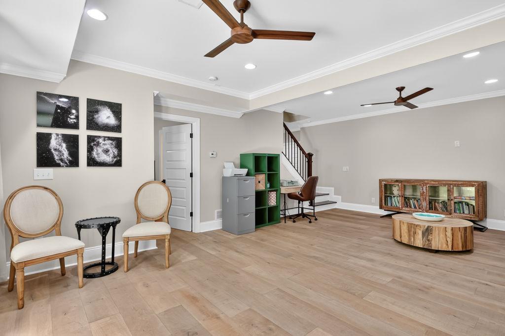 1565 East Bank Drive