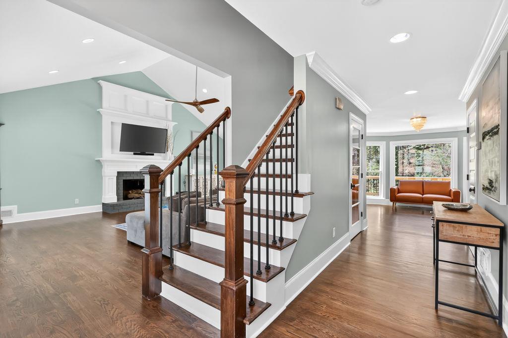 1565 East Bank Drive