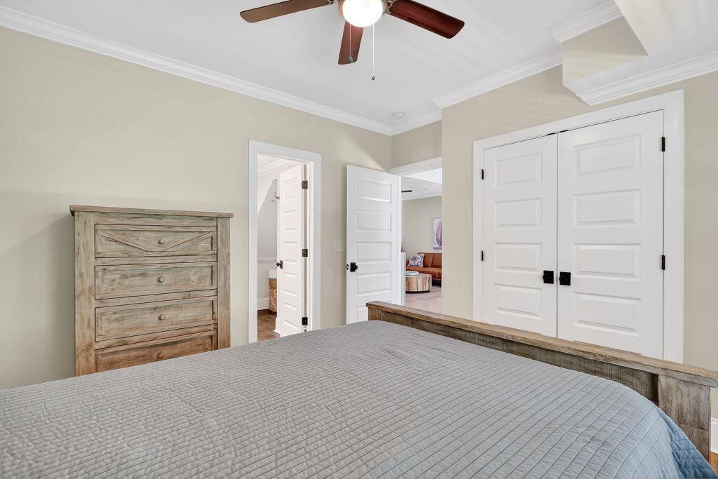 1565 East Bank Drive