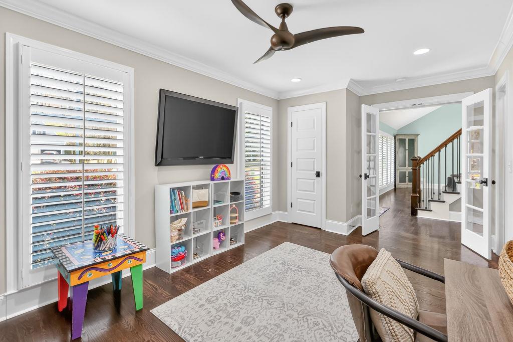 1565 East Bank Drive