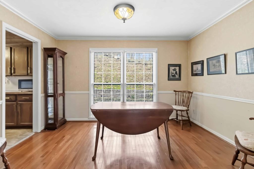 810 Oakstone Trail