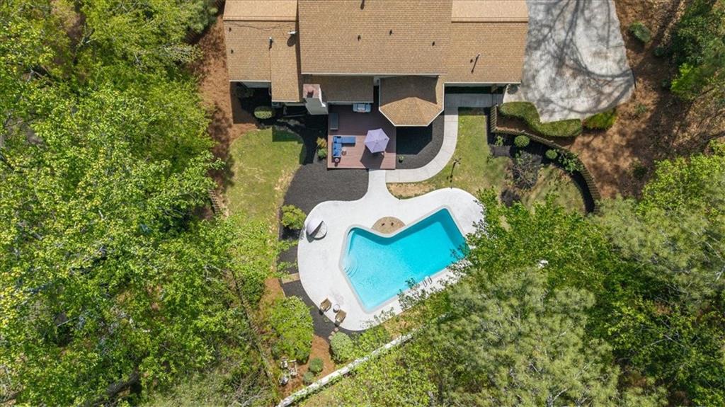 4101 Thunderbird Drive SE